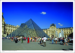 La Pyramide du Louvre