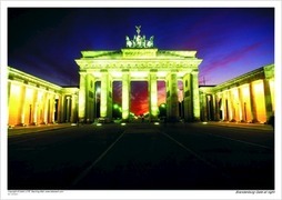 Brandenburg Gate at night